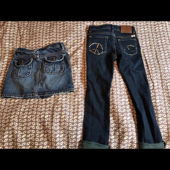 Bundle of 2 girls skirt and pants - Picture 3 of 4